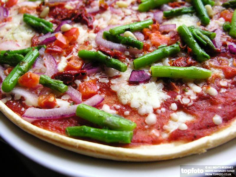 vegetable and cheese thin crust