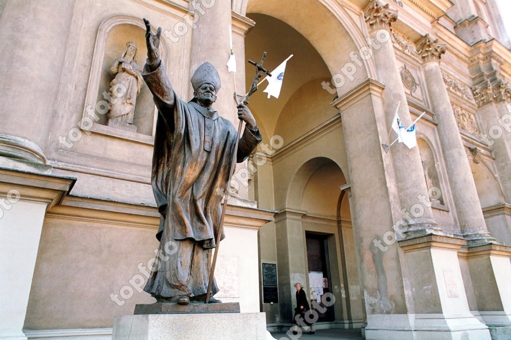 Warsaw Mazowieckie Poland Sculpture Of Pope John Paul