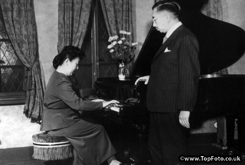 FAMILY OF THE JAPANESE EMPEROR May, 1954Emperor Hirohito and Empress Nagako